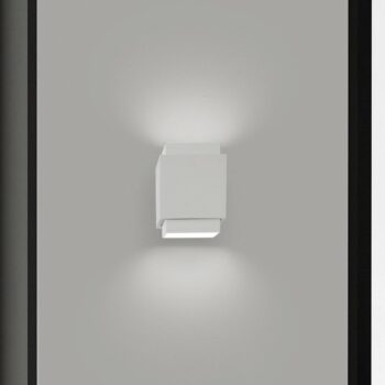 Nástenné svietidlo Syme, biele, hranaté, 11 cm, omietka, GX53