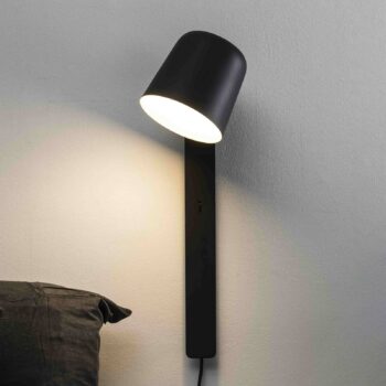 Nástenné svietidlo Tila, otočná hlava, čierna