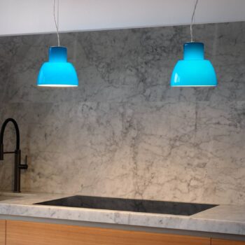 Nemo závesné svietidlo Lorosae, modré, Ø 20 cm, sklo, E27