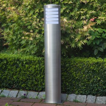 Nerezové chodníkové svetlo Todd pre úspornú žiarovku