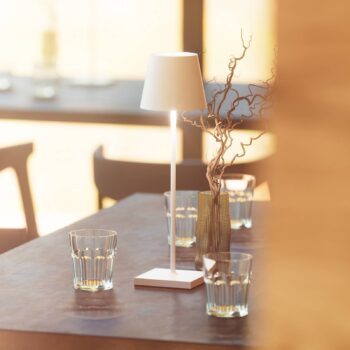 Nuindie LED dobíjacia stolná lampa, USB-C, biela, IP54, stmievateľná