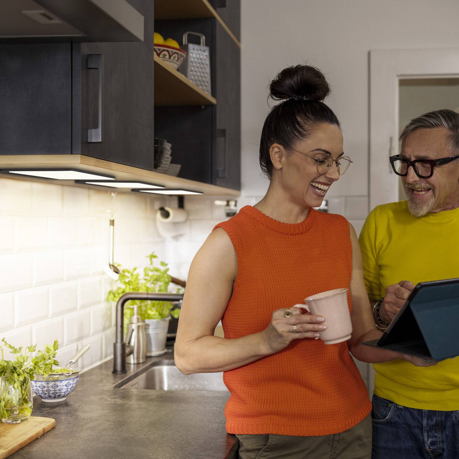 OSRAM LED podsvietenie Panel 30 x 20 cm čierne CCT stmievateľné OSRAM LED podsvietenie Panel 30 x 20 cm čierne CCT stmievateľné