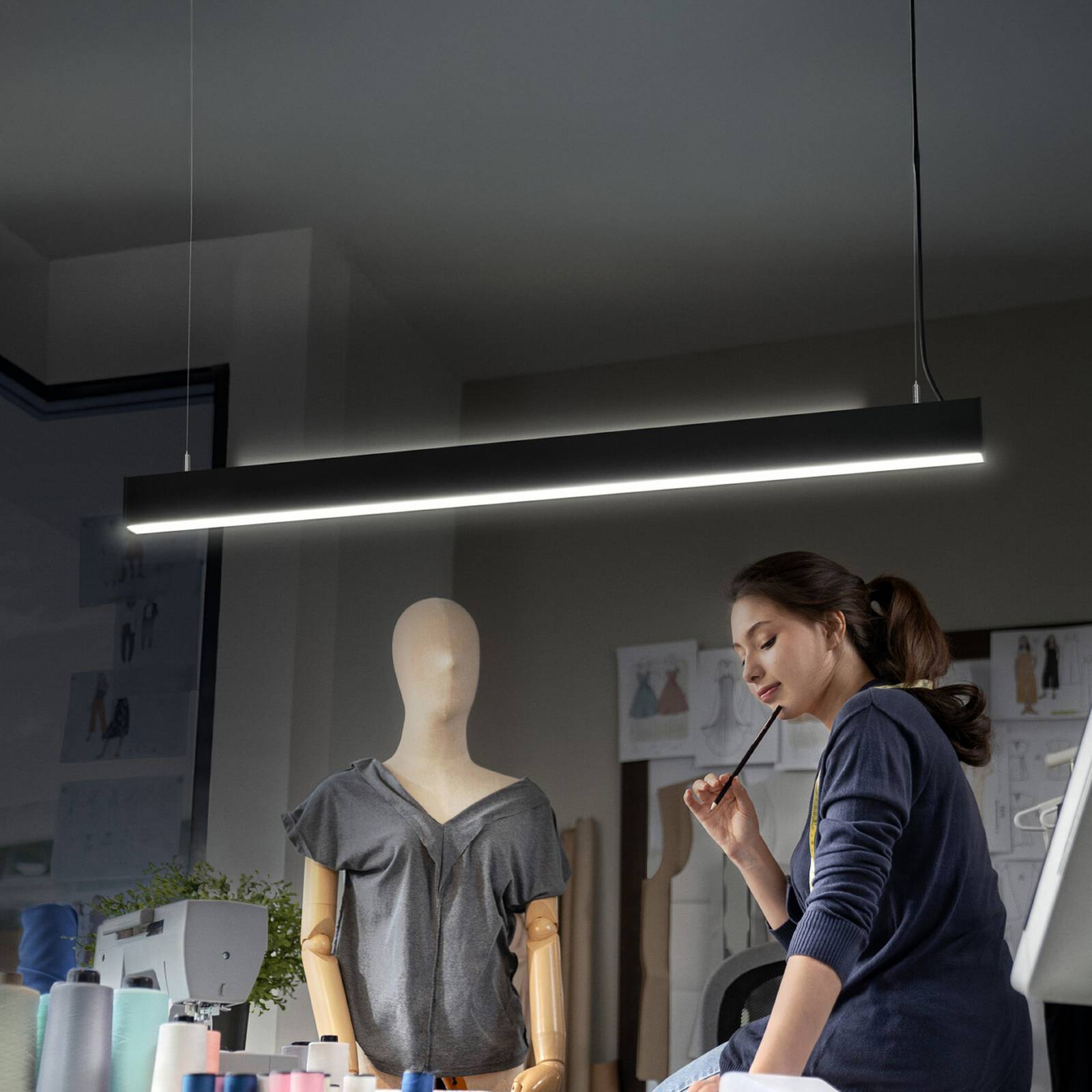 OSRAM LED závesné svietidlo Office line Cuboid čierna 4 000 K stmievateľné OSRAM LED závesné svietidlo Office line Cuboid čierna 4 000 K stmievateľné