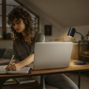 OSRAM stolová lampa Office Line Desk Trapezium, čierna, GU10