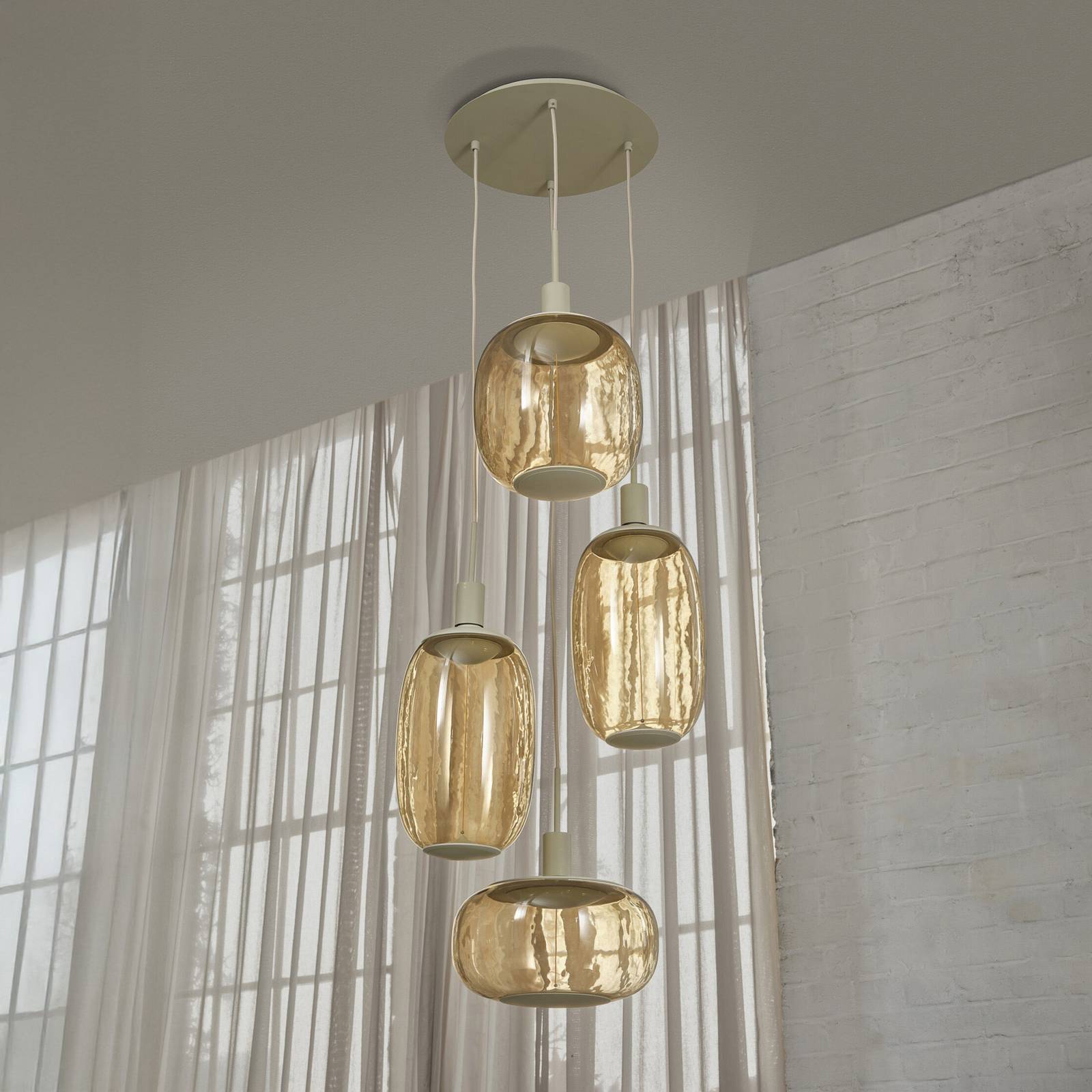 OSRAM závesné svietidlo Decor Needle Plate béžová, oceľ, 4-pl., E27 OSRAM závesné svietidlo Decor Needle Plate béžová, oceľ, 4-pl., E27