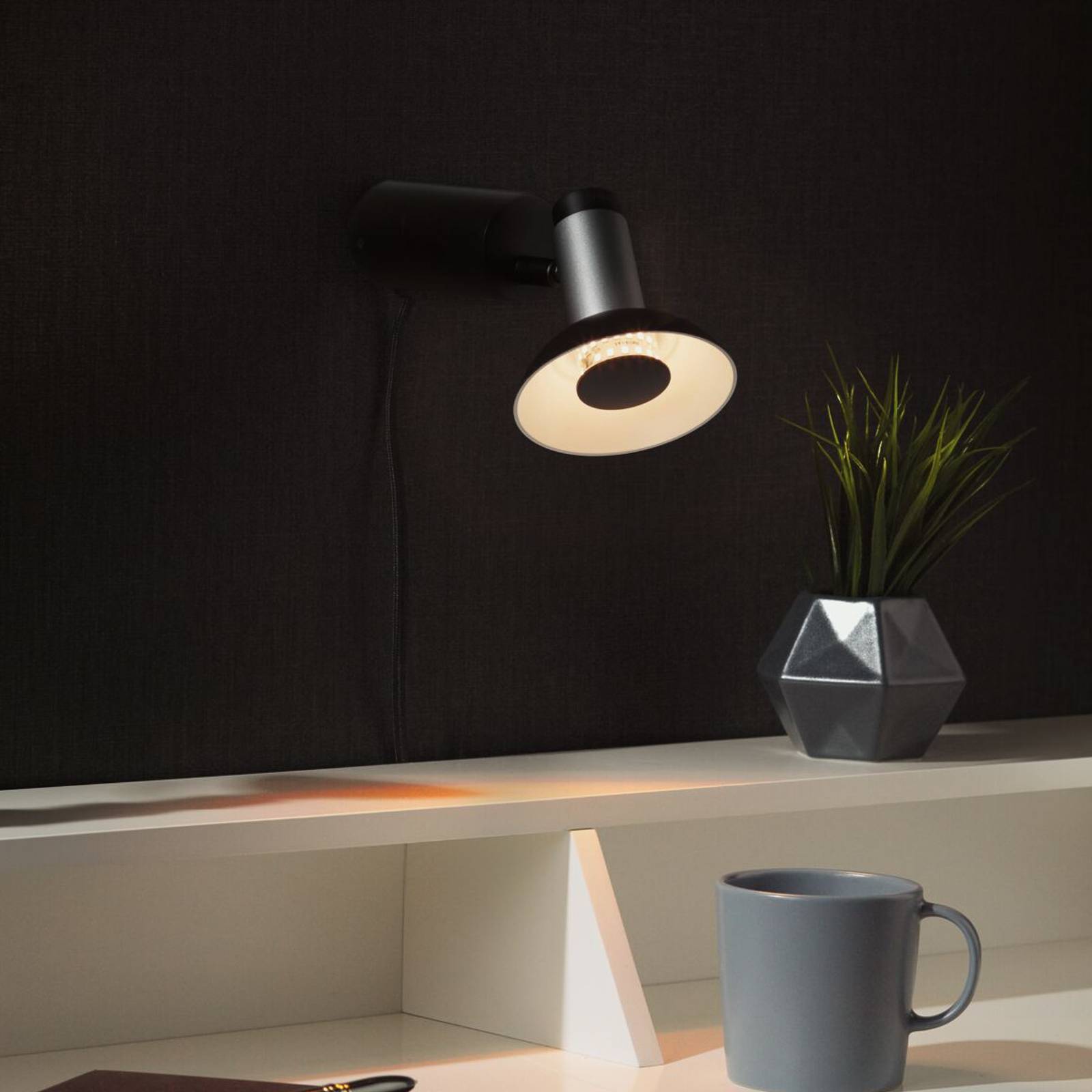 Paulmann LED reflektor GU10 4,9W 1900K 3-step-dim Paulmann LED reflektor GU10 4,9W 1900K 3-step-dim