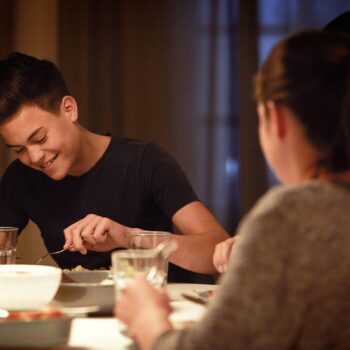 Philips Classic LED žiarovka E14 P45 6,5W matná