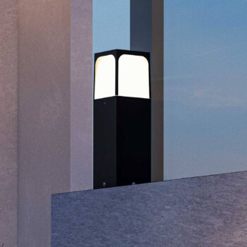 Podstavná lampa Forlight Veta, výška 30 cm, čierna, hliník