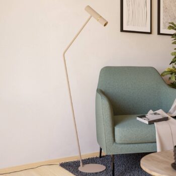 Stojacia lampa Caminia LED, výška 158,5 cm, piesková farba, oceľ