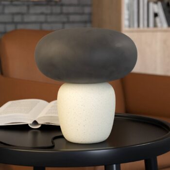 Stolná lampa Cahuama, čierna/biela, keramika