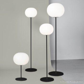 Stolná lampa FLOS Glo-Ball T1, čierna