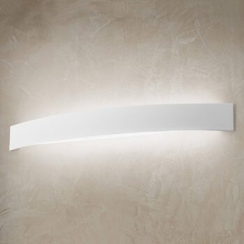 Zakrivené nástenné LED svietidlo v bielej