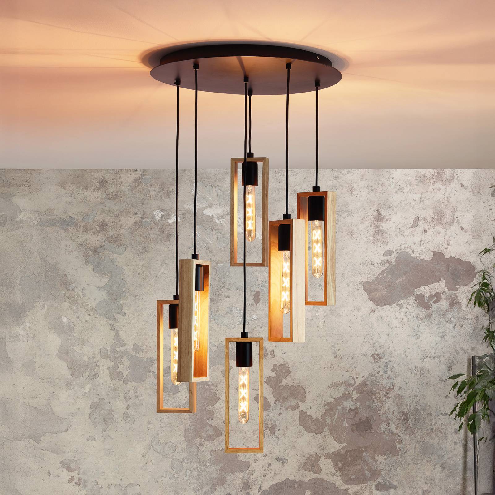 Závesná lampa Littleton, šesť-plameňová Závesná lampa Littleton, šesť-plameňová