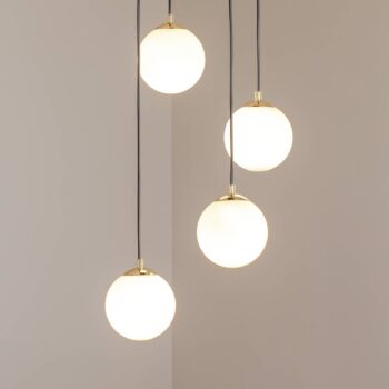 Závesné svietidlo Glassy, 4-pl., okrúhle, čierne/opálové