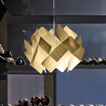 Závesné svietidlo LZF Escape, farba slonová kosť/nikel Ø 30 cm drevo