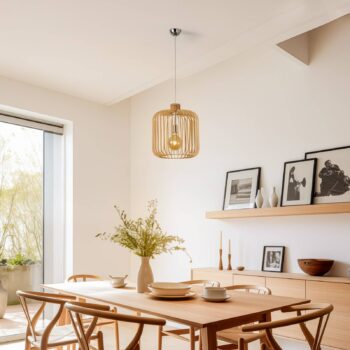 Závesné svietidlo Paz chróm, drevené lamely, valec Ø 45 cm