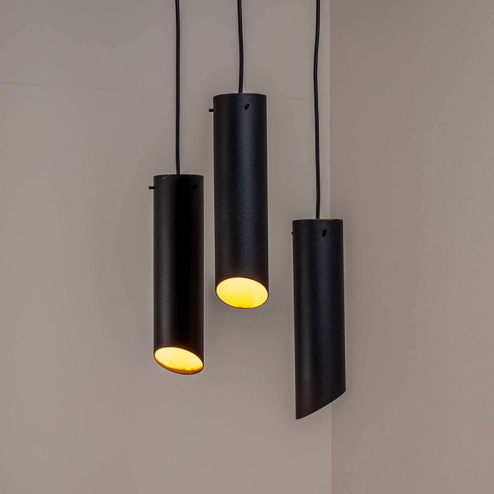 Závesné svietidlo Sivani MR-979, čierne, železo, 3-plameňové, okrúhle Závesné svietidlo Sivani MR-979, čierne, železo, 3-plameňové, okrúhle