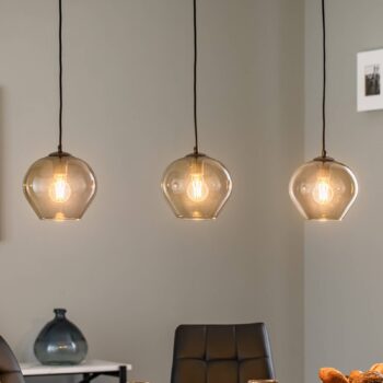 Závesné svietidlo Svala sklenené tienidlá okrúhle 3-pl. lineárne