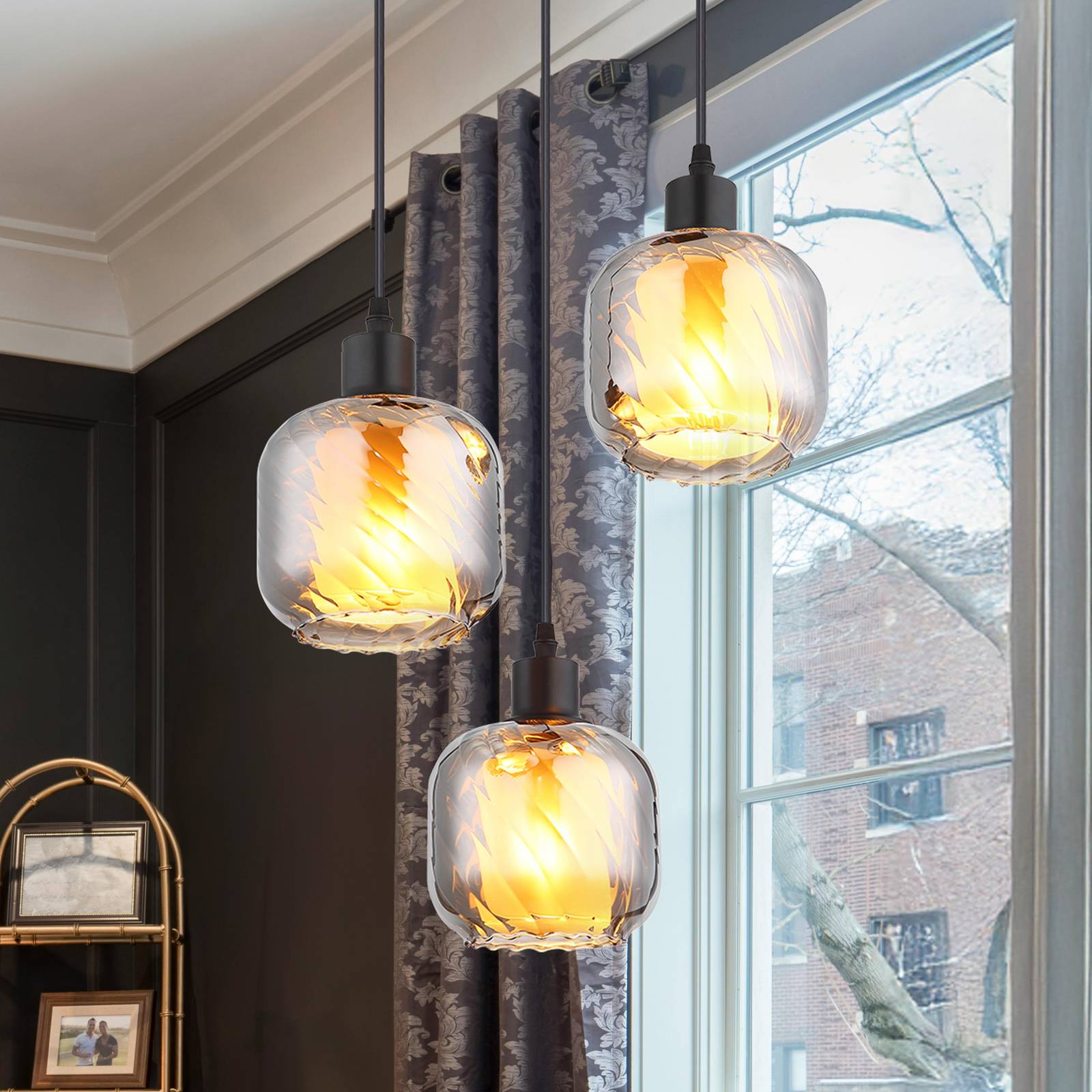 Závesné svietidlo Xia, Ø 35 cm, dymovo sivé, 3-pl. sklo Závesné svietidlo Xia, Ø 35 cm, dymovo sivé, 3-pl. sklo